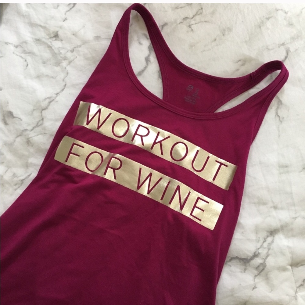 Gapfit cool dry burgundy workout for wine tank top